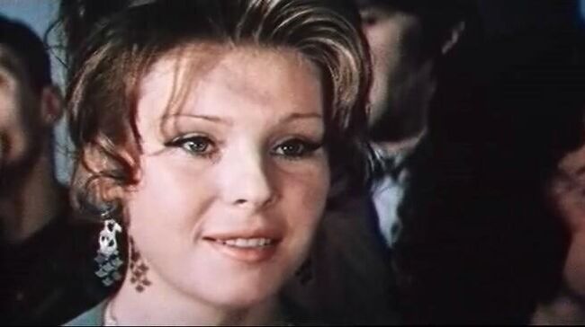 Кадр из фильма Центровой из поднебесья