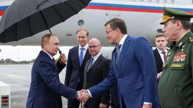 Прибытие Путина в Саров