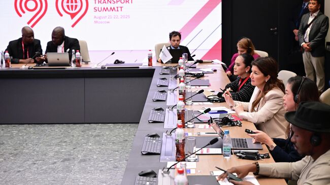 Делегаты IV Международного транспортного саммита посетили ОЭЗ Москвы