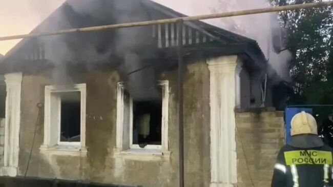 Пожар в частном доме в Лутугинском районе ЛНР Пожар в частном доме в Лутугинском районе ЛНР