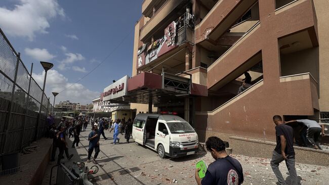 Последствия израильского удара по больнице Нассер на юге сектора Газа. 25 августа 2025
