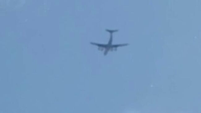 Самолет пролетает над Винницкой областью 