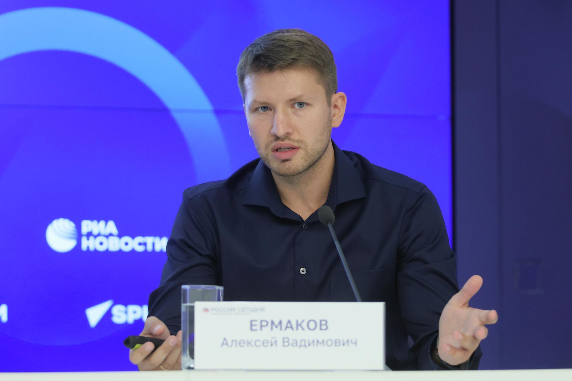 Заведующий лабораторией Сеченовского университета, старший научный сотрудник исследовательского центра LIFT Алексей Ермаков Заведующий лабораторией Сеченовского университета, старший научный сотрудник исследовательского центра LIFT Алексей Ермаков - РИА Новости, 1920, 27.08.2025