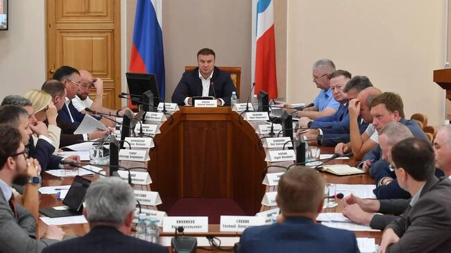 Губернатор Хоценко обсудил вопросы газификации в Омской области Губернатор Хоценко обсудил вопросы газификации в Омской области