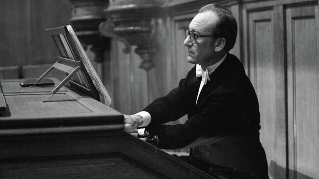 Композитор Родион Щедрин Композитор Родион Щедрин