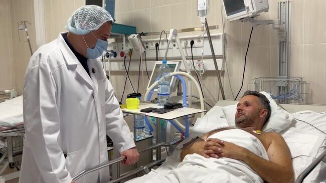 Пострадавший в курском приграничье оператор ВГТРК Сергей Солдатов после операции