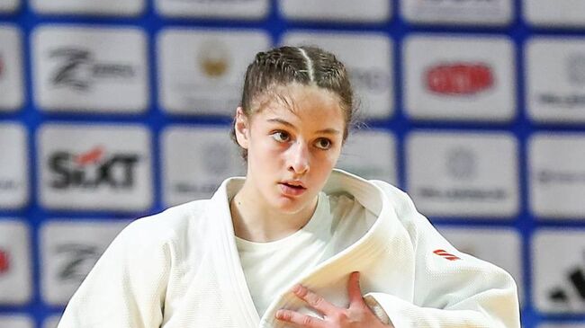  Айшат Алиева