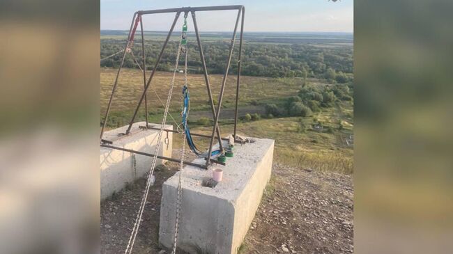 Место происшествия, где мужчина и женщина разбились на зиплайне в Кинельском районе Самарской области