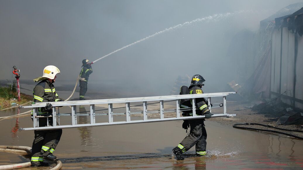 На Ставрополье из-за падения обломков БПЛА вспыхнул пожар