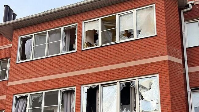 Последствия атаки БПЛА в поселке Яблоновском. 30 августа 2025 Последствия атаки БПЛА в поселке Яблоновском. 30 августа 2025