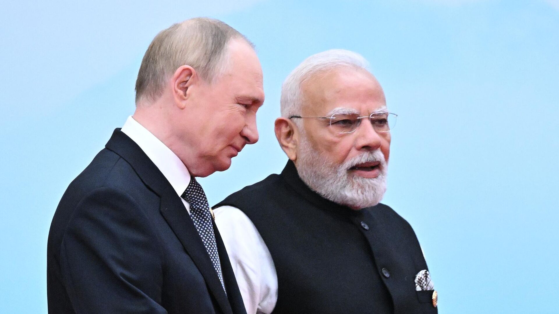 Президент России Владимир Путин и премьер-министр Индии Нарендра Моди Президент России Владимир Путин и премьер-министр Индии Нарендра Моди - РИА Новости, 1920, 25.10.2025