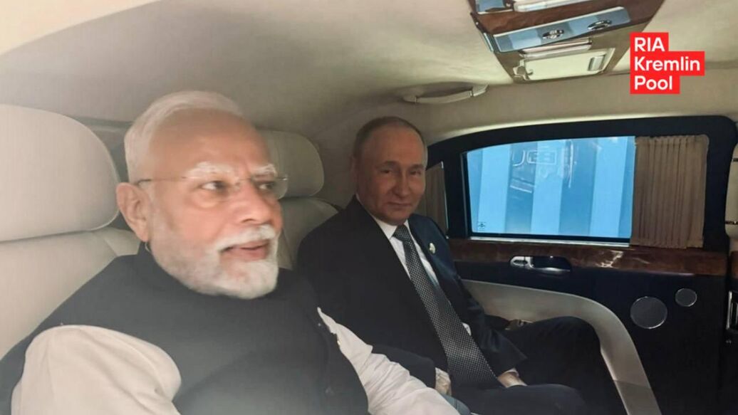 Песков объяснил, почему Путин и Моди общались в Aurus