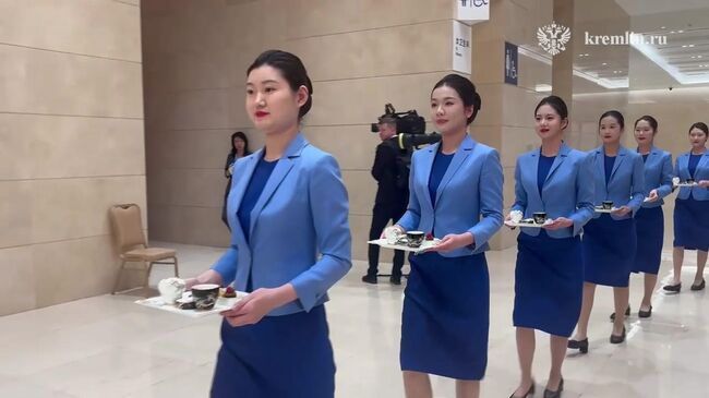 Чай и десерт для участников встречи ШОС плюс