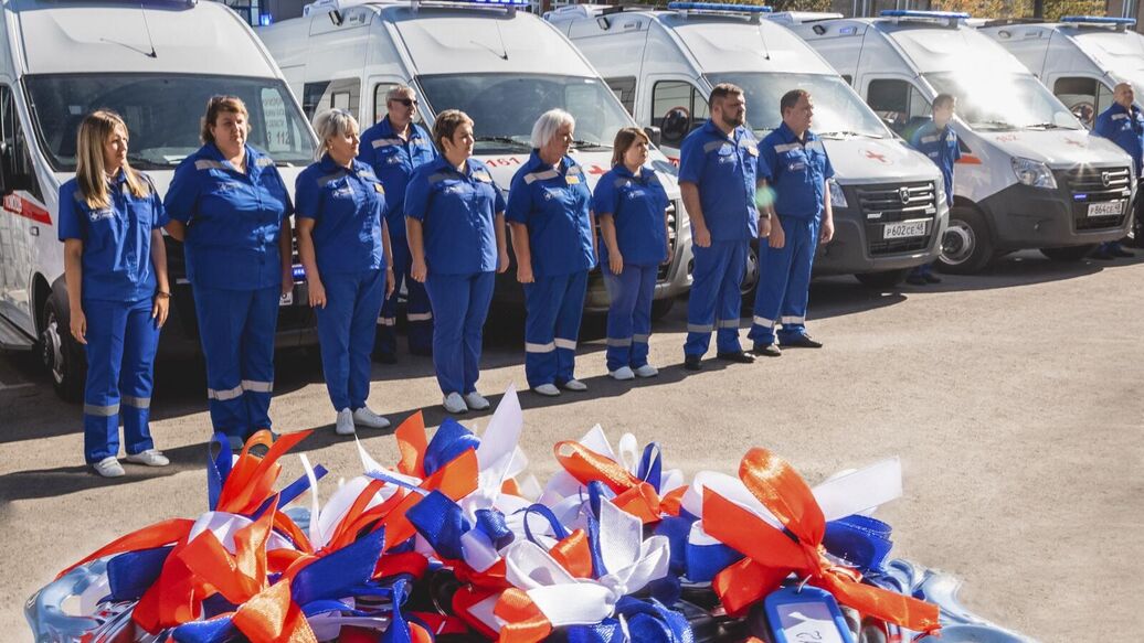 Медики Липецкой области получили десять новых автомобилей