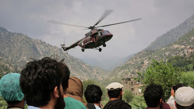 Эвакуация после землетрясения в Афганистане