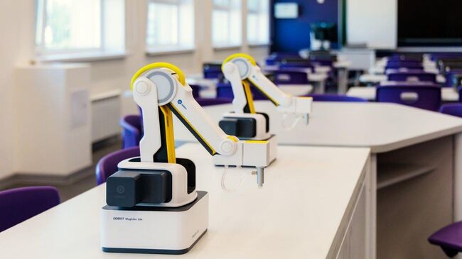 Две новые школы более чем на 1,7 тысячи мест открылись в Липецке