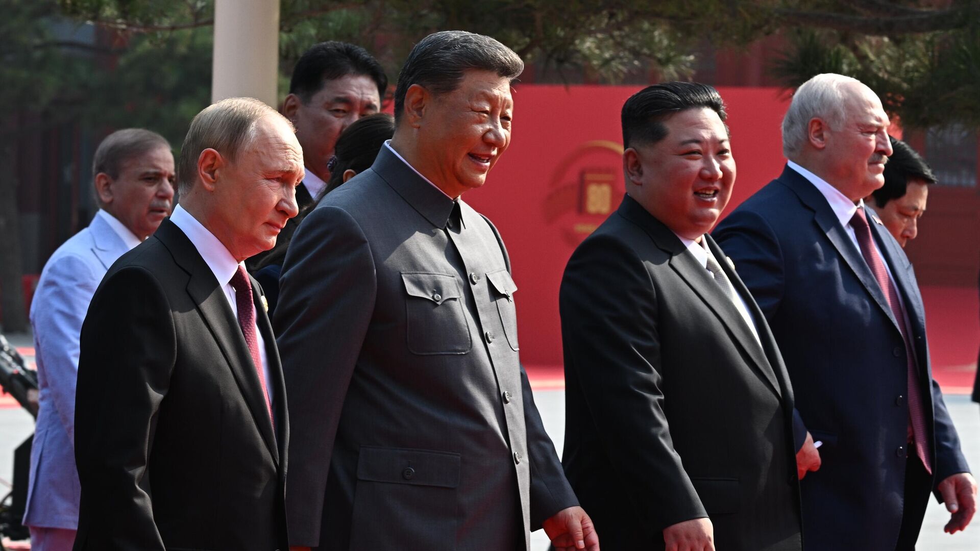 Главы иностранных делегаций перед парадом в Пекине - РИА Новости, 1920, 04.09.2025