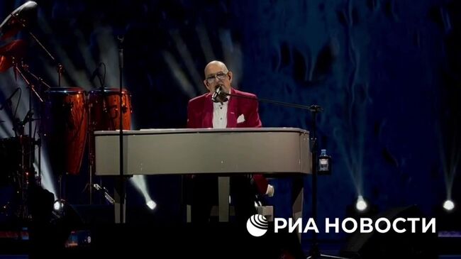 Шуфутинский спел хит Третье сентября на концерте 3 сентября в Москве лишь один раз Шуфутинский спел хит Третье сентября на концерте 3 сентября в Москве лишь один раз