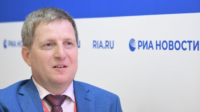 Директор Восточного центра государственного планирования Михаил Кузнецов на ВЭФ-2025 Директор Восточного центра государственного планирования Михаил Кузнецов на ВЭФ-2025