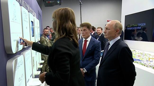 «Гайз, эти траблы – полный кринж». Путину показали, как сленг переводят на литературный язык