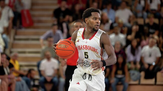 Американский баскетболист Доминик Джордан Артис