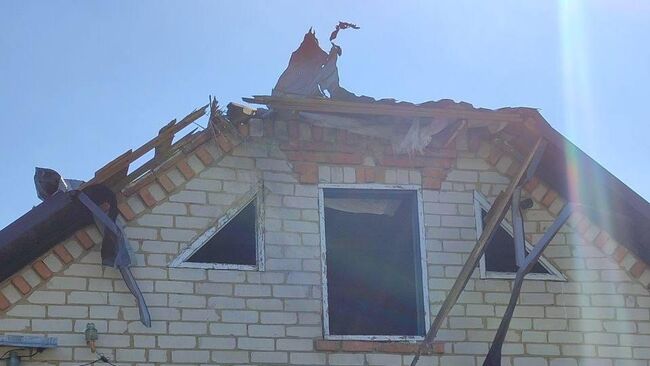 Последствия атаки со стороны ВСУ в поселке Октябрьский Белгородской области. 4 сентября 2025