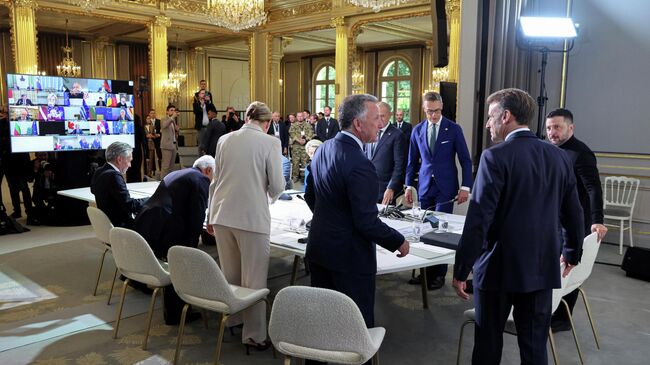 Спецпосланник президента США Стив Уиткофф во время встречи коалиции желающих в Париже. 4 сентября 2025