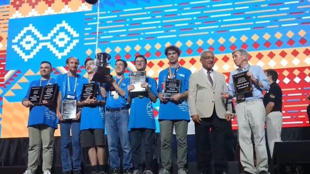 Команда СПбГУ победила на чемпионате мира по спортивному программированию