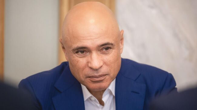 Губернатор Липецкой области Игорь Артамонов