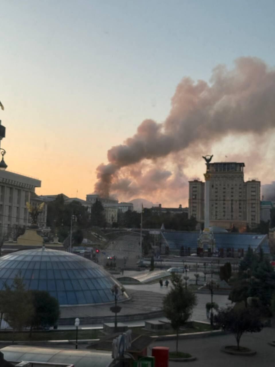 Задымление в правительственном здании в Киеве