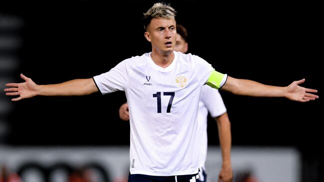 Футбол. Товарищеский матч. Катар - Россия