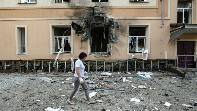 Последствия ударов ВСУ по школе № 20 в Донецке