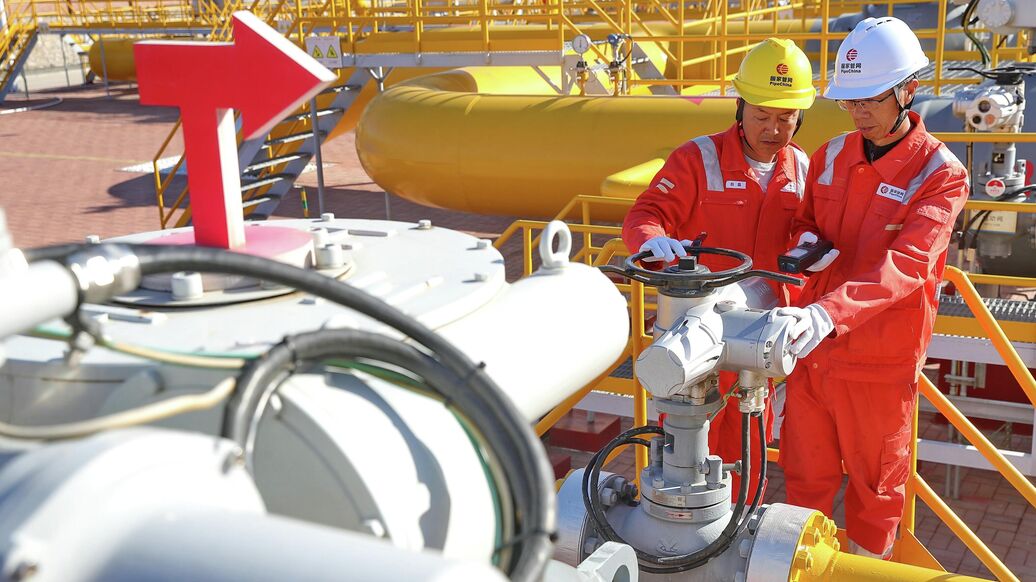 FT: ЕС обсуждает санкции против Китая за покупку российских энергоносителей