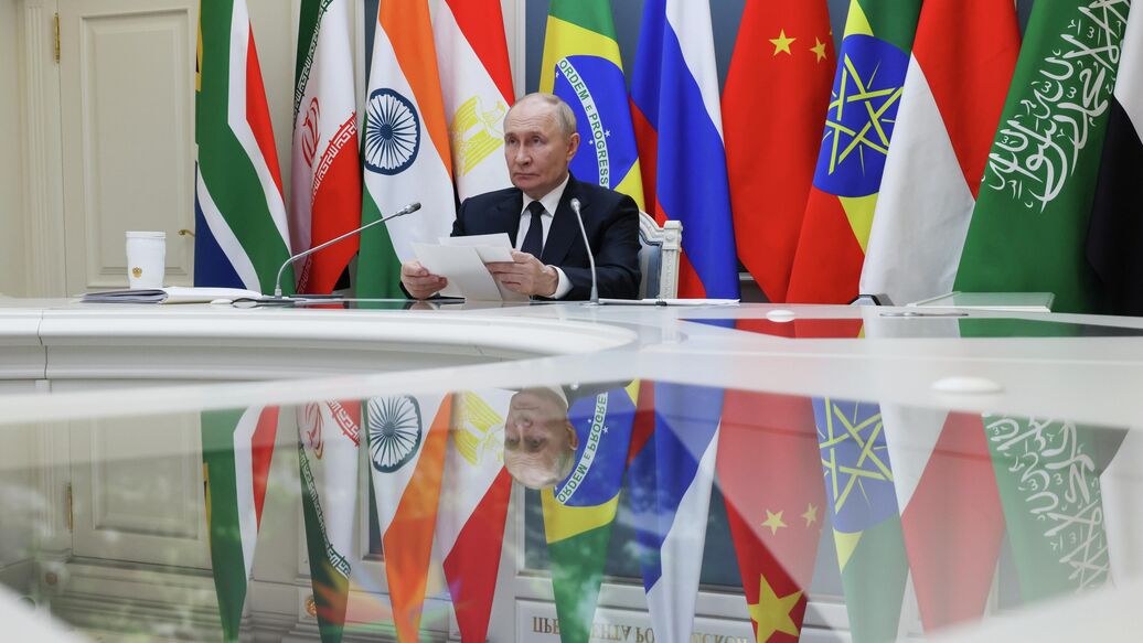 Путин принимает участие в онлайн-саммите БРИКС