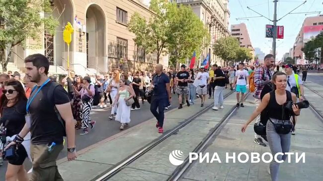 Шествие по центру Белграда 