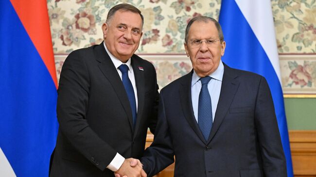 Президент Республики Сербской Милорад Додик и министр иностранных дел РФ Сергей Лавров на пресс-конференции по итогам встречи в Москве. 9 сентября 2025