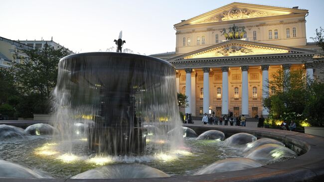 Здание Большого театра в Москве