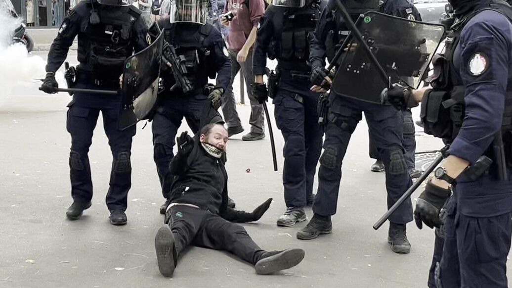 Во Франции проходят массовые протесты