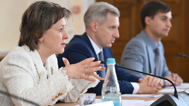 Генеральный директор АО Российский экспортный центр Вероника Никишина во время окружного совещания по вопросу реализации нацпроекта Международная кооперация и экспорт в Смоленском государственном академическом драматическом театре имени А.С. Грибоедова