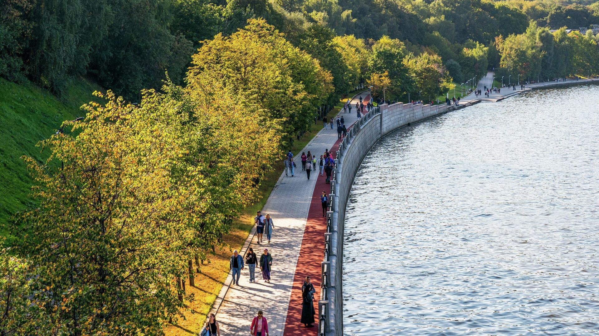 : Воробьевская набережная после благоустройства - РИА Новости, 1920, 12.09.2025