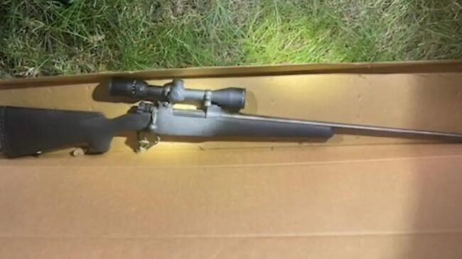 Винтовка, найденная недалеко от места, где был смертельно ранен Чарли Кирк