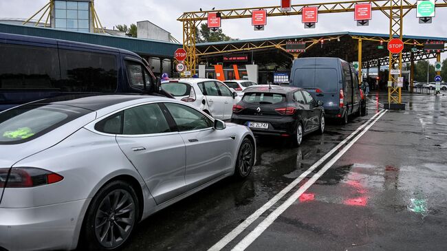 Обстановка на пропускном пункте Варшавский мост на белорусско-польской границе