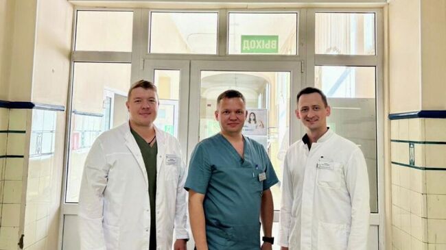 Врачи из Владивостока, спасшие жизнь предпринимателю из Грузии, который прибыл на Восточный экономический форум