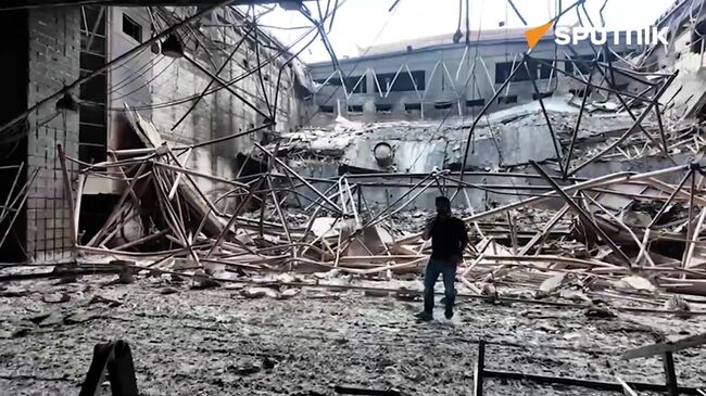 Разрушенное здание парламента Непала в Катманду