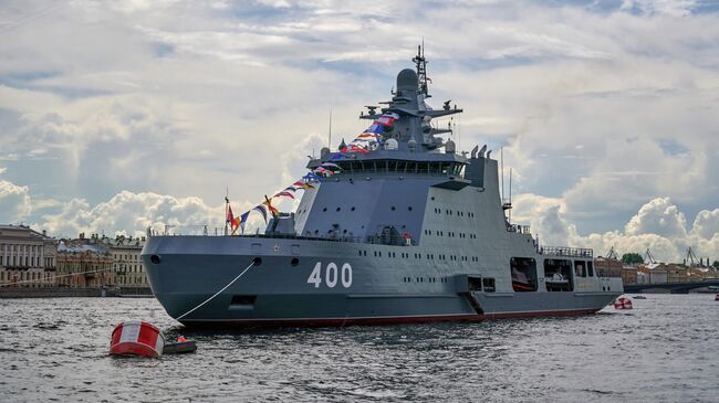 Патрульный корабль ледового класса Иван Папанин Патрульный корабль ледового класса Иван Папанин