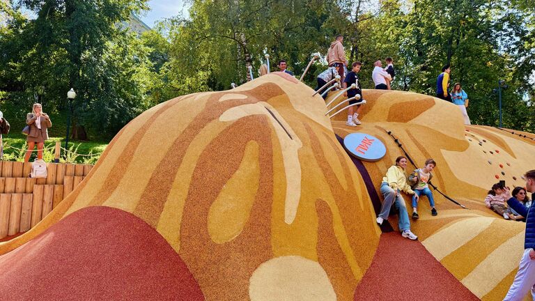 Игровое пространство в Парке Горького Игровое пространство в Парке Горького