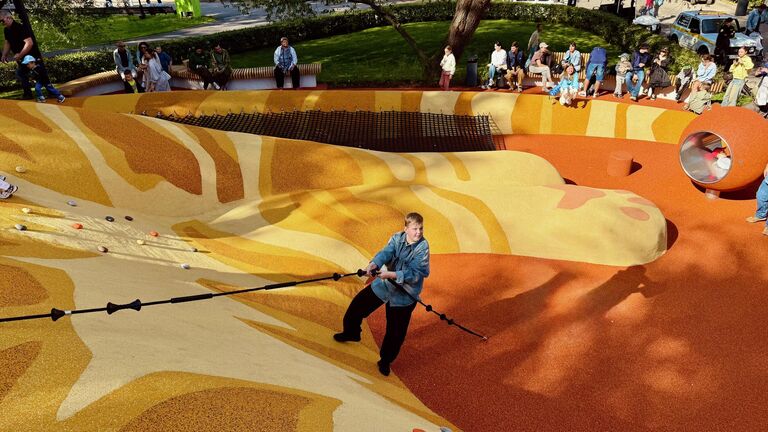 Игровое пространство в Парке Горького Игровое пространство в Парке Горького