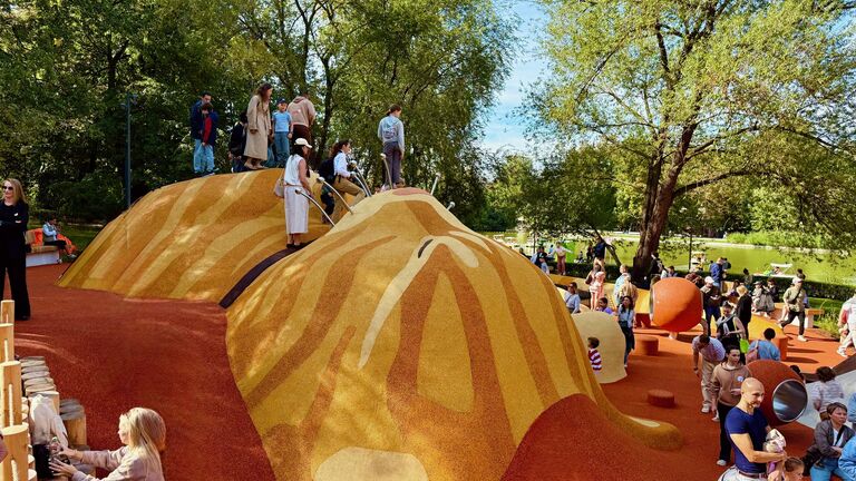 Игровое пространство в Парке Горького Игровое пространство в Парке Горького