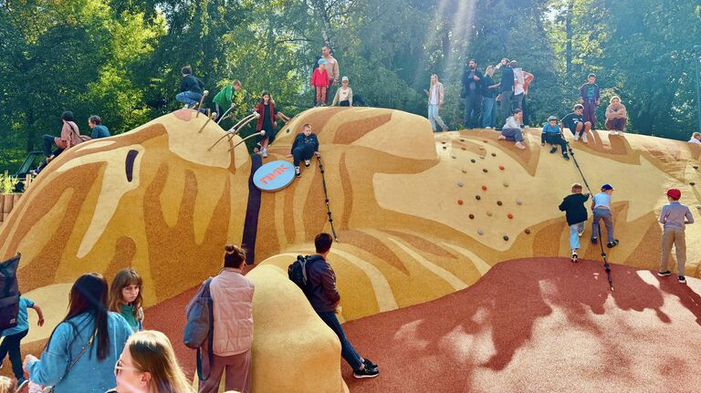 Игровое пространство в Парке Горького Игровое пространство в Парке Горького