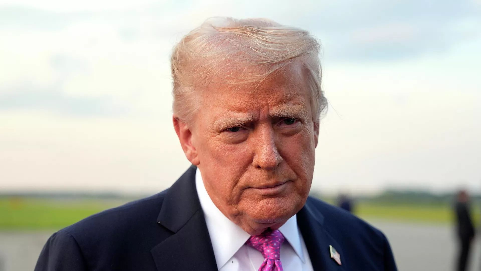 Трамп заявил, что только США могут вводить тарифные ограничения против стран